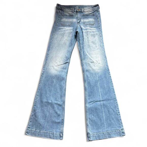 H&M Denim - H&M Women’s Mid-Rise 70s Style Retro Casual Faded Wash Flared Denim Jeans — 29